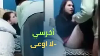 xnxx عربي - اخرسي .. لا اوعى - صراع من اجل قلع البنطلون والوصول الى النيجة ولكن البنت صعبة المراس سكس مصري الواد عازم صاحبته في البيت ويريد ينيجها بغياب اهلو سكس مصري. الواد قافش بصاحبته بالبيت ويريد ينيجها قبل لا يعودون اهلو ماتريد تنزل بنطلونها ماترضى ل
